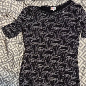 Black and White Patterned Women's Top